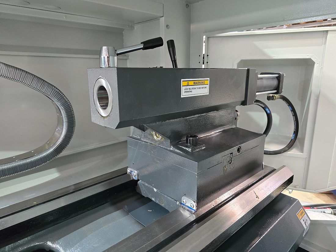 Torno CNC com barramento paralelo Travis TT-2S | CIMHSA Brasil